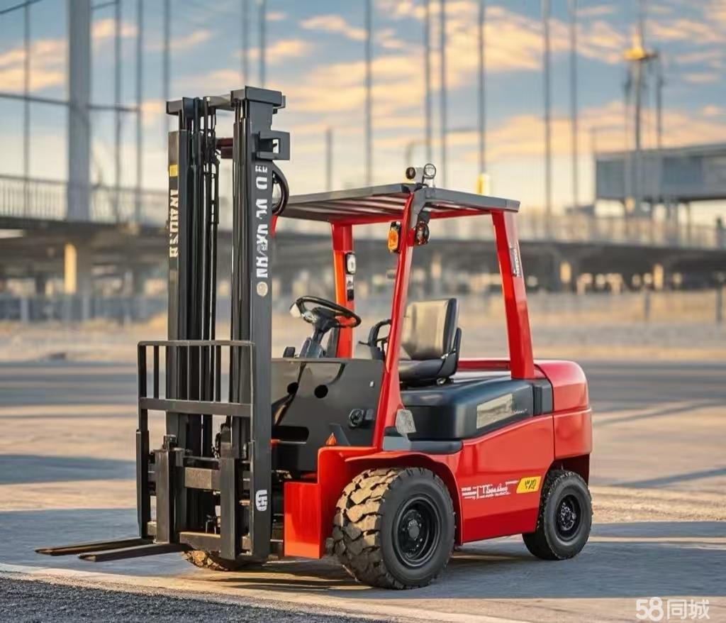 高空作业与搬运利器 吊车、叉车与登高车的出租一站式指南